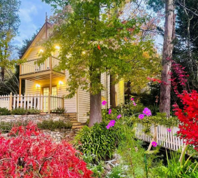Aldgate Creek Cottage Bed and Breakfast